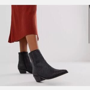 ASOS 'Austin' Women's UK 7/ US 9 Basketweave Ankle Boot Black Leather